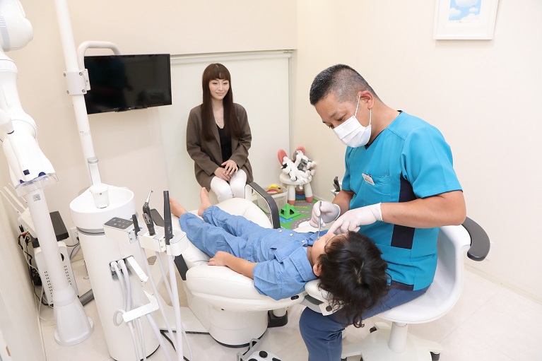 「歯医者=痛い・怖い」のイメージを払拭する