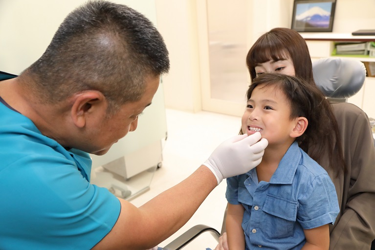 すぐに歯石がつく！？子供は歯石がつきやすいのはなぜ？