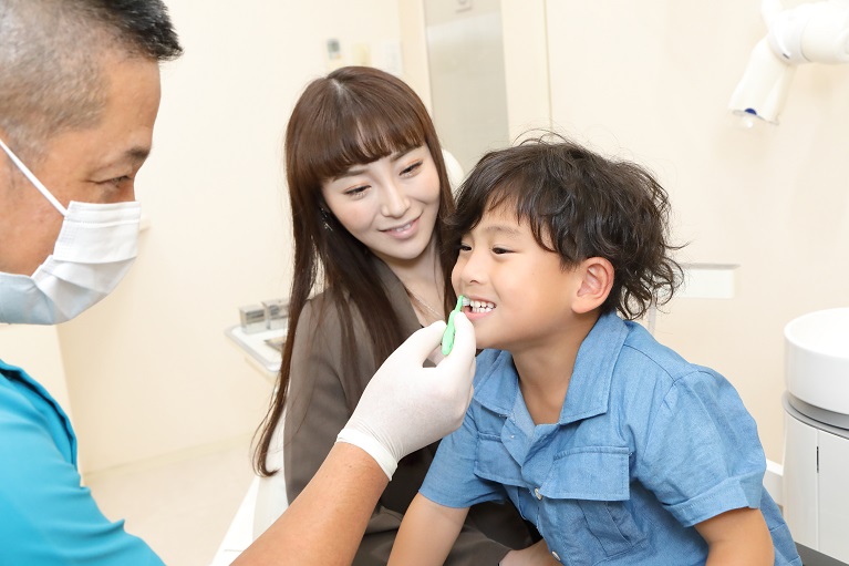 子供の歯並びが悪くなってしまう癖とは？