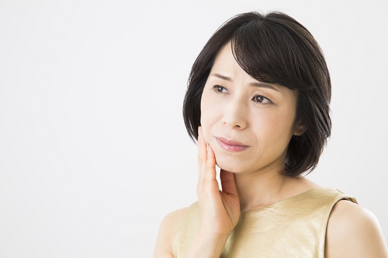 痛いのは歯が動いている証拠？