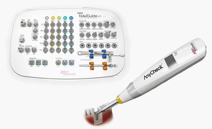 アジア人の骨格等に適している「Neo Biotech」インプラントメーカーを使用