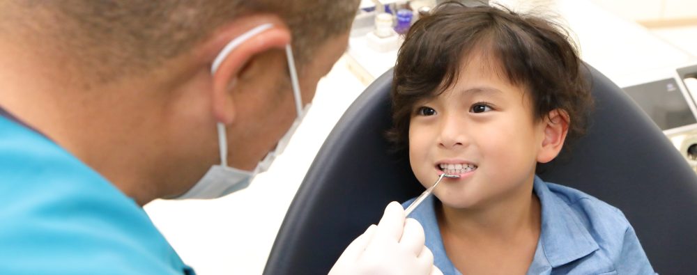 子供の前歯の虫歯を防ぐには？