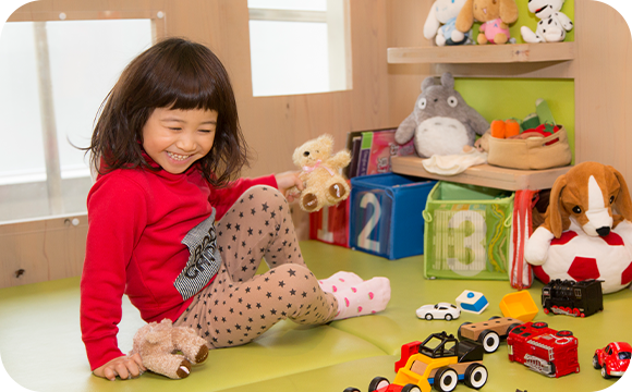 お子様連れでも安心のキッズルーム完備