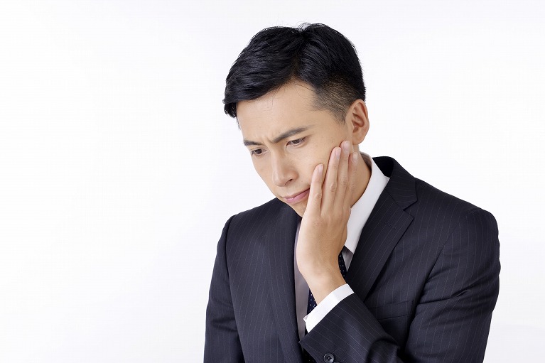 合っていない入れ歯を使い続けていると…